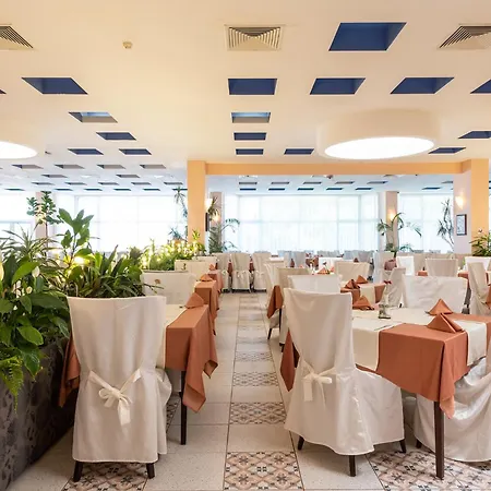 ホテル Burgas 4*